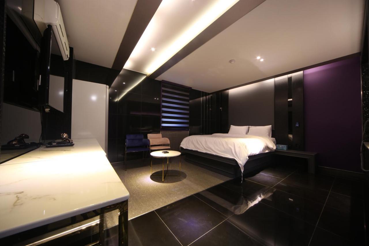 Hotel Yeogiatte Daegu Station Exterior photo